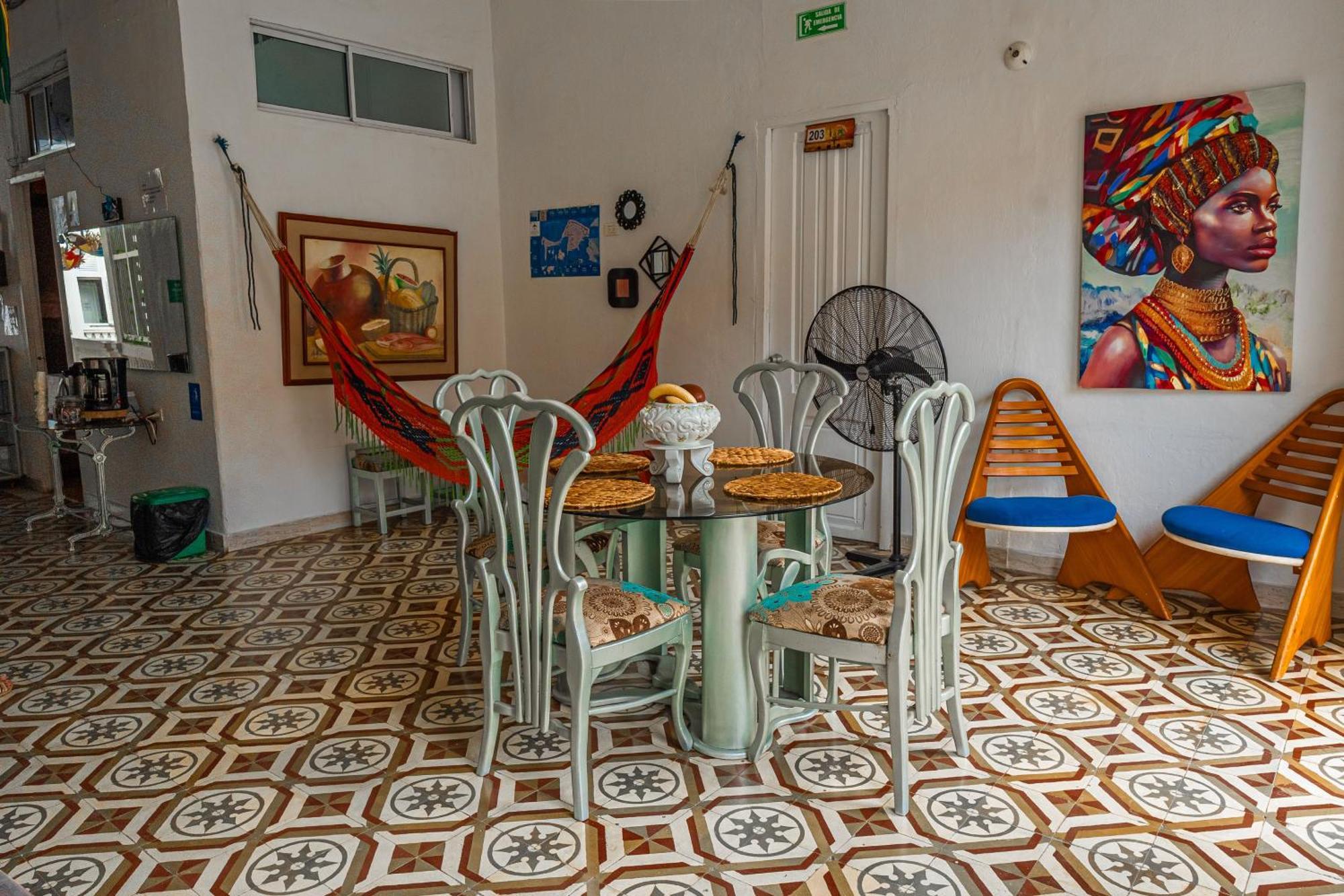Hostel Badillo Sv *