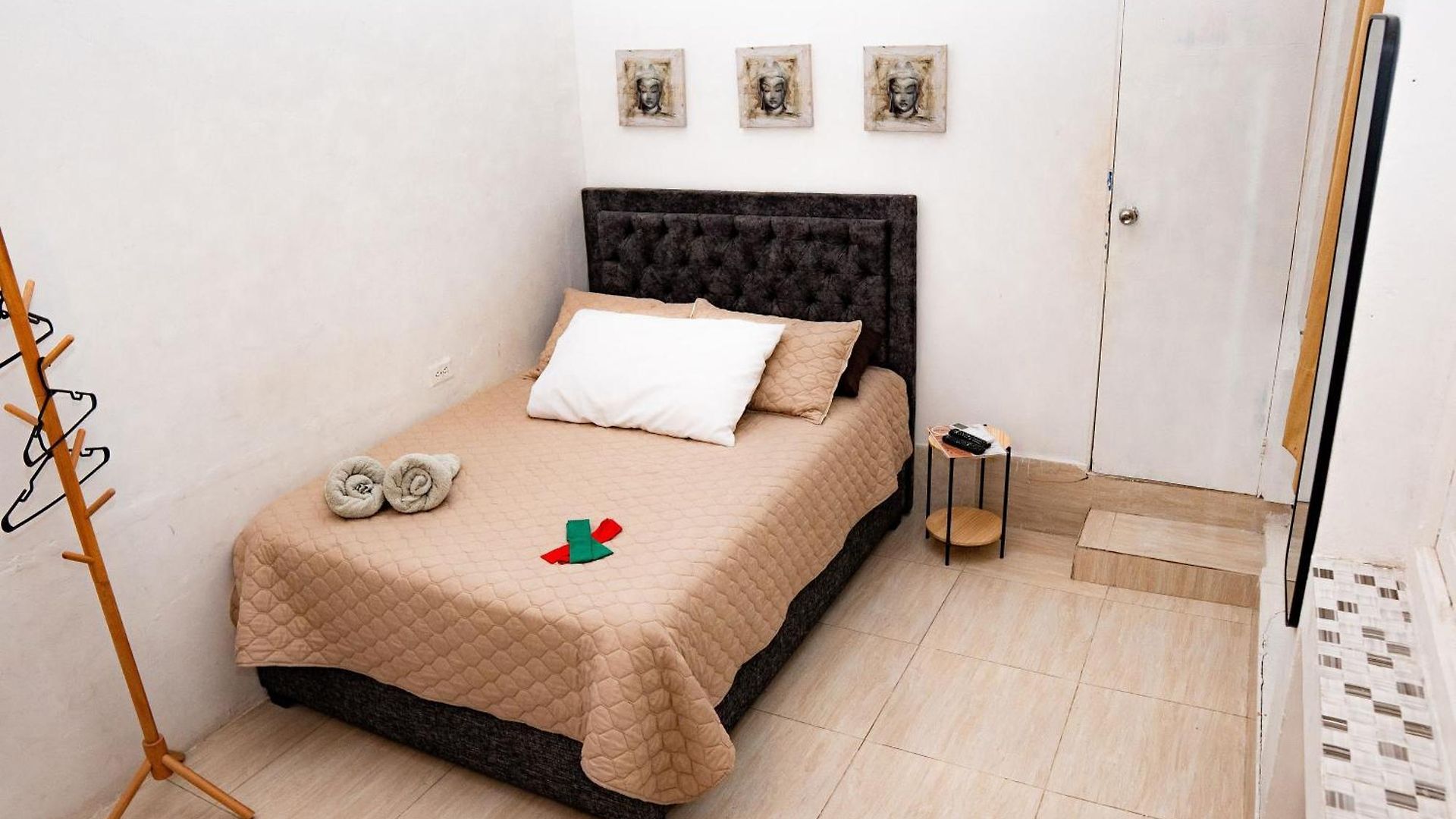 Hostal Badillo Sv