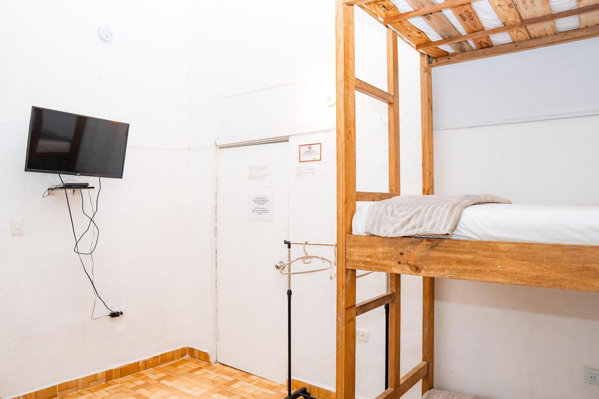 Hostal Badillo Sv